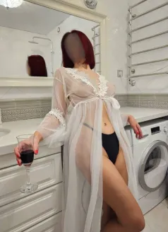  Нана, 37, --